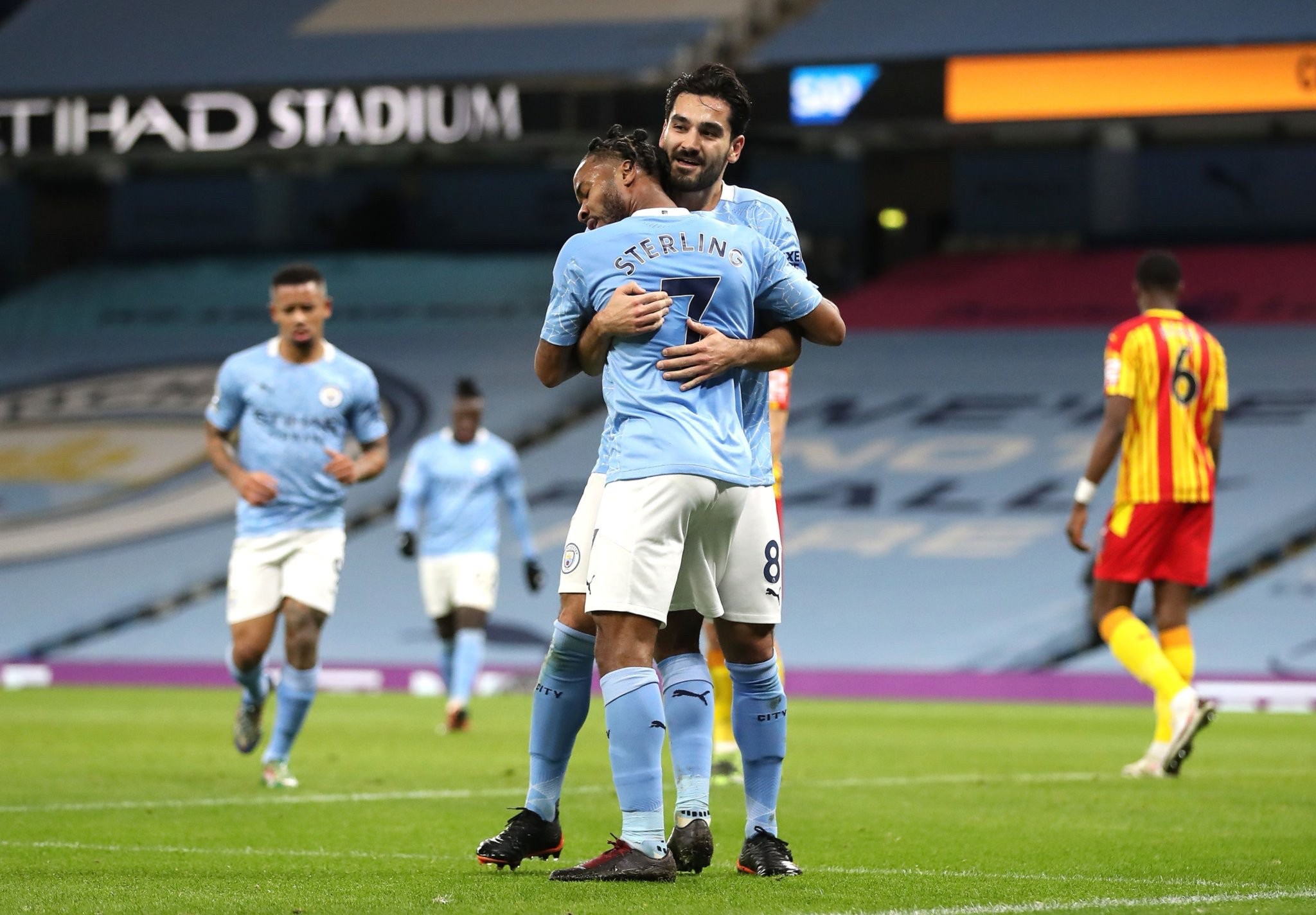 而且实现了 而且实现了